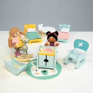Dolls House Children's Room Furniture – Classic Nursery Set
