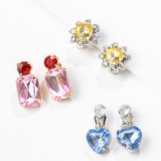 Dinner & A Movie Clip On Earring Set
