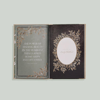 Grandma’s Story: A Memory and Keepsake Journal for My Family
